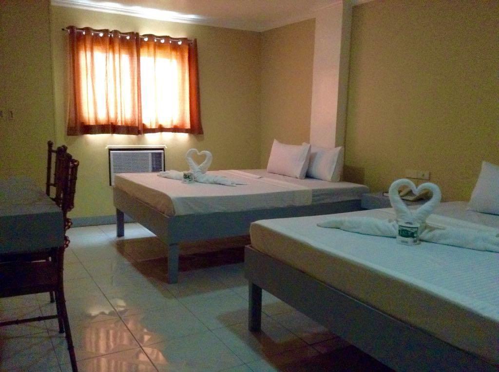 Ukl Ever Resort Hotel Laoag Zewnętrze zdjęcie